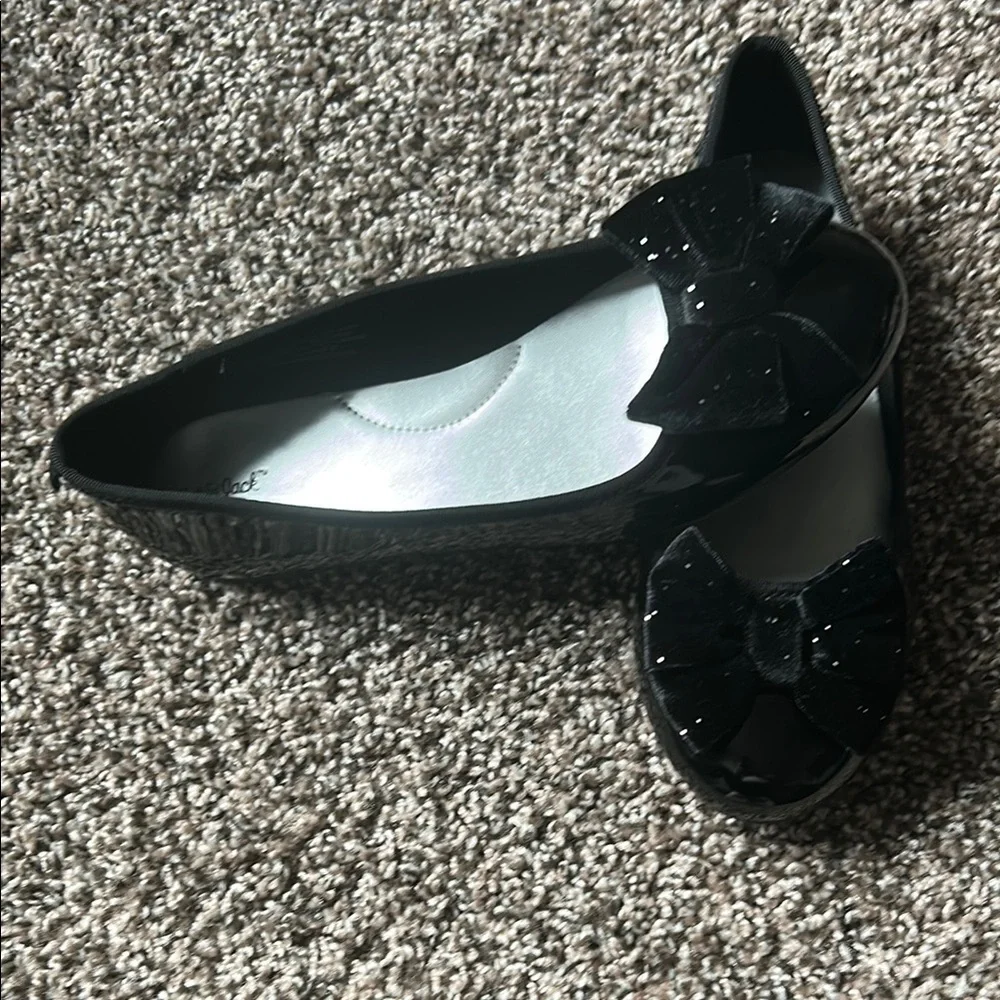 Cat & Jack Black Bow Kids Shoes (NWOT)